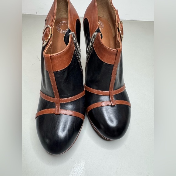 Dries Van Noten Leather Ankle Boots – Size 7.5 (Fits Like 7) - Picture 5 of 16